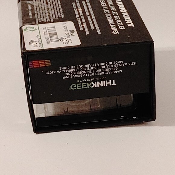 Nintendo Mario Kart Twinkling LED Bracelet includes USB charging cable BNIP - Picture 5 of 5